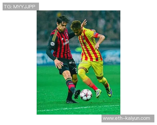 大鹏视角下的足球世界探索与分析尽在天下足球精彩呈现 大鹏视角下的足球世界探索与分析尽在天下足球精彩呈现